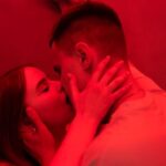 Una mirada tras la vida nocturna de las parejas swinger